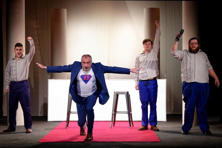 DO DIVADLA I BEZ ABONENTKY